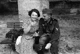 合作女孩 worldwartwo.filminspector.com